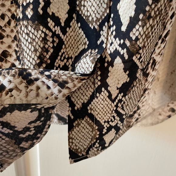NWOT Joie Branka Python Snake Print Sleeveless XS Top - Picture 3 of 6